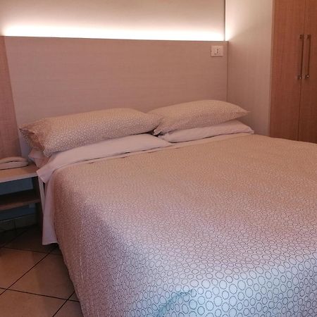 Hotel Andrea'S Rimini Ruang foto